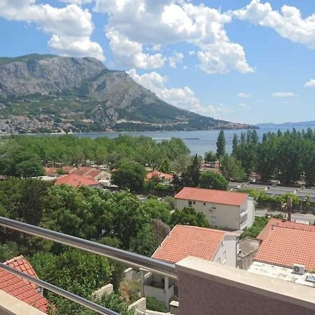 Apartment Rene Omiš Kültér fotó