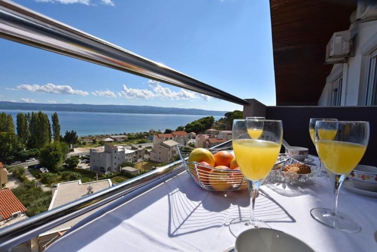 Apartment Rene Omiš Kültér fotó