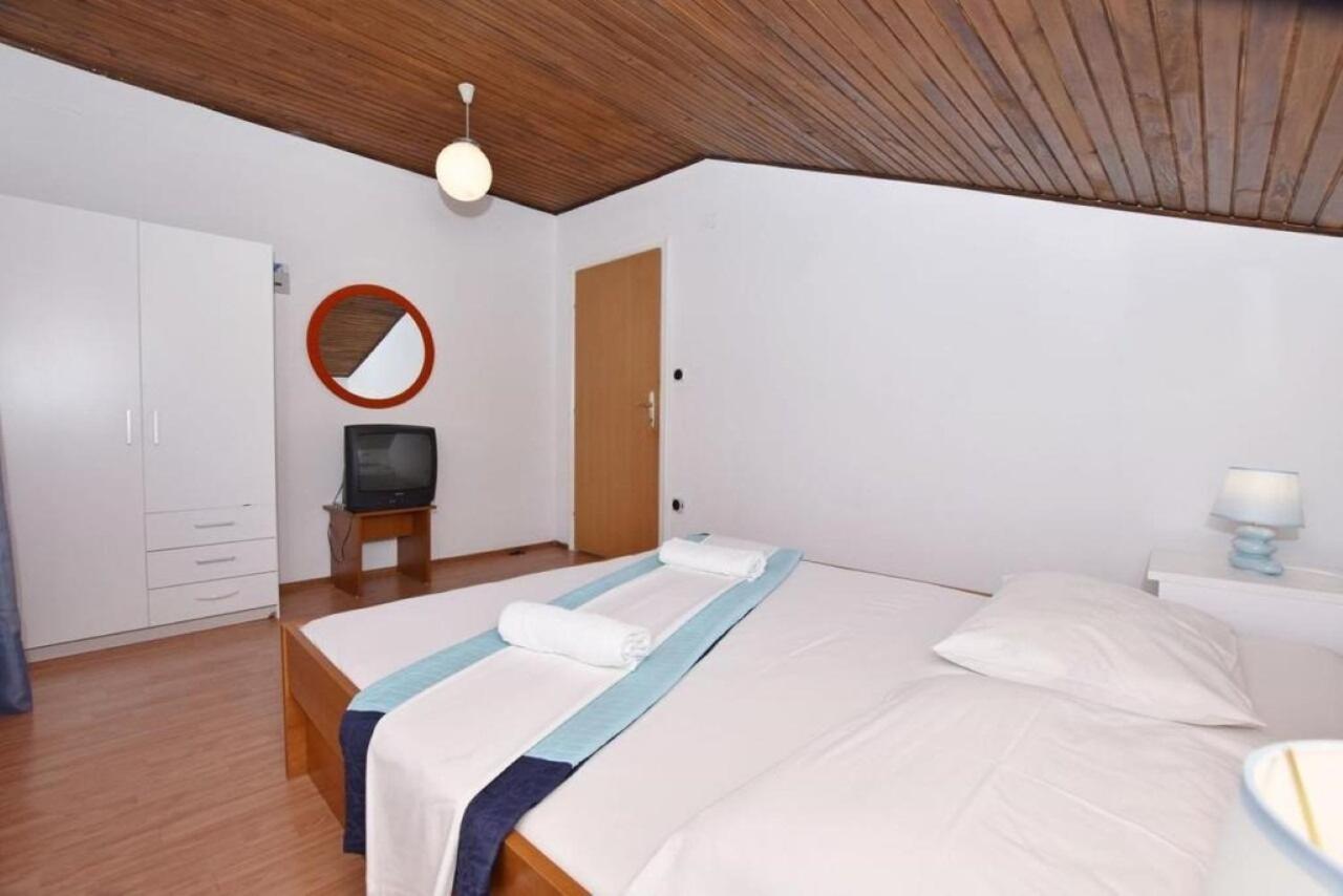 Apartment Rene Omiš Kültér fotó
